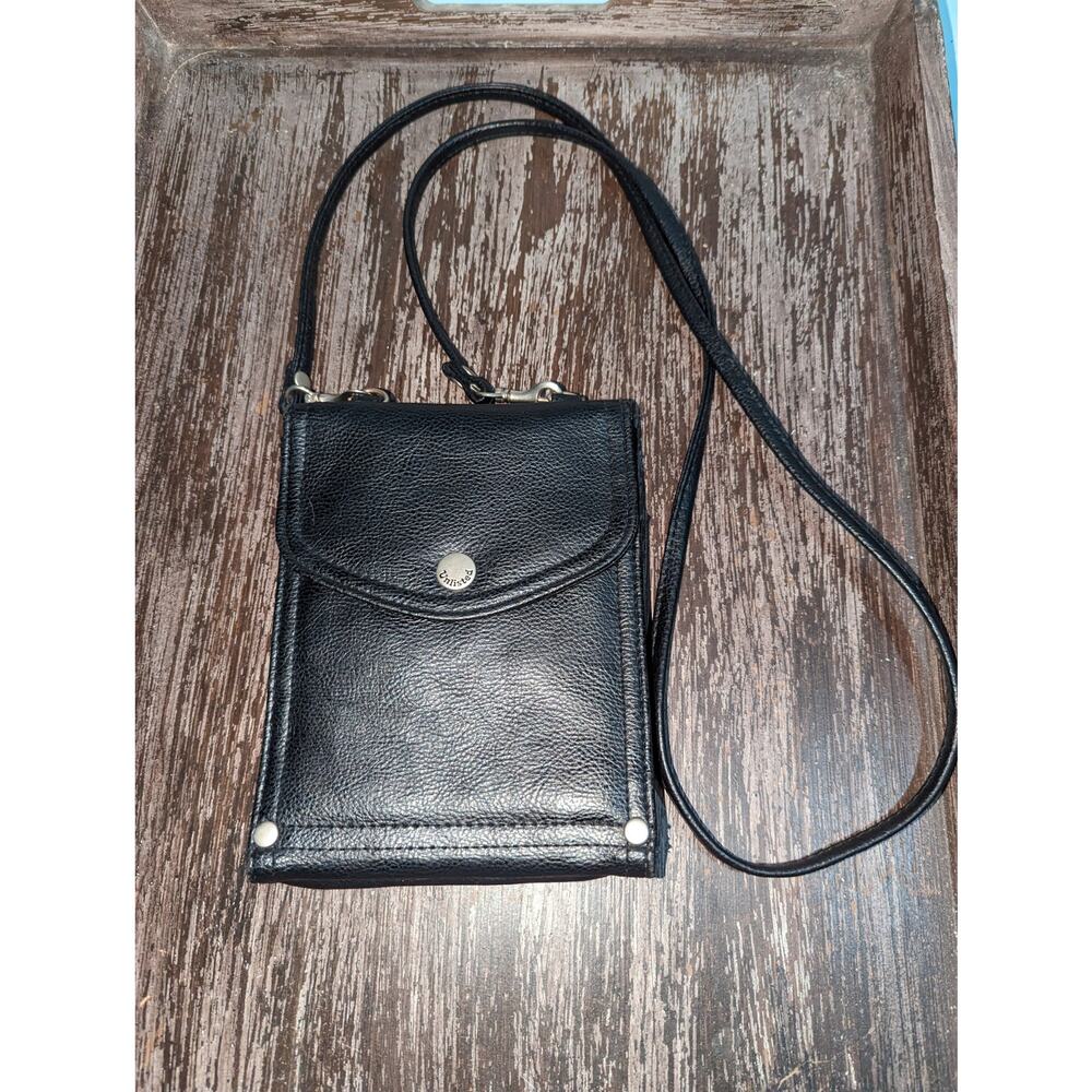 Unlisted by Kenneth Cole Black crossbody bag with wallet organizer - Picture 6 of 6